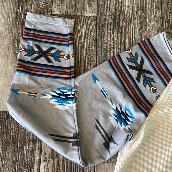 NORACORA Women's Western Aztec Sweatshirt Long Sleeve Printed Pullover, XL - Picture 5 of 8